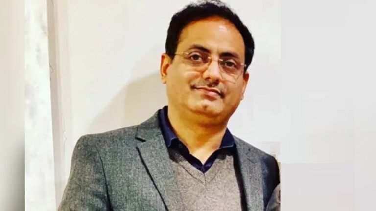 Dr. Vikas Divyakirti