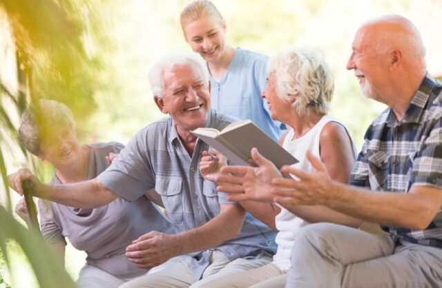 How to Choose the Right Senior Living Community